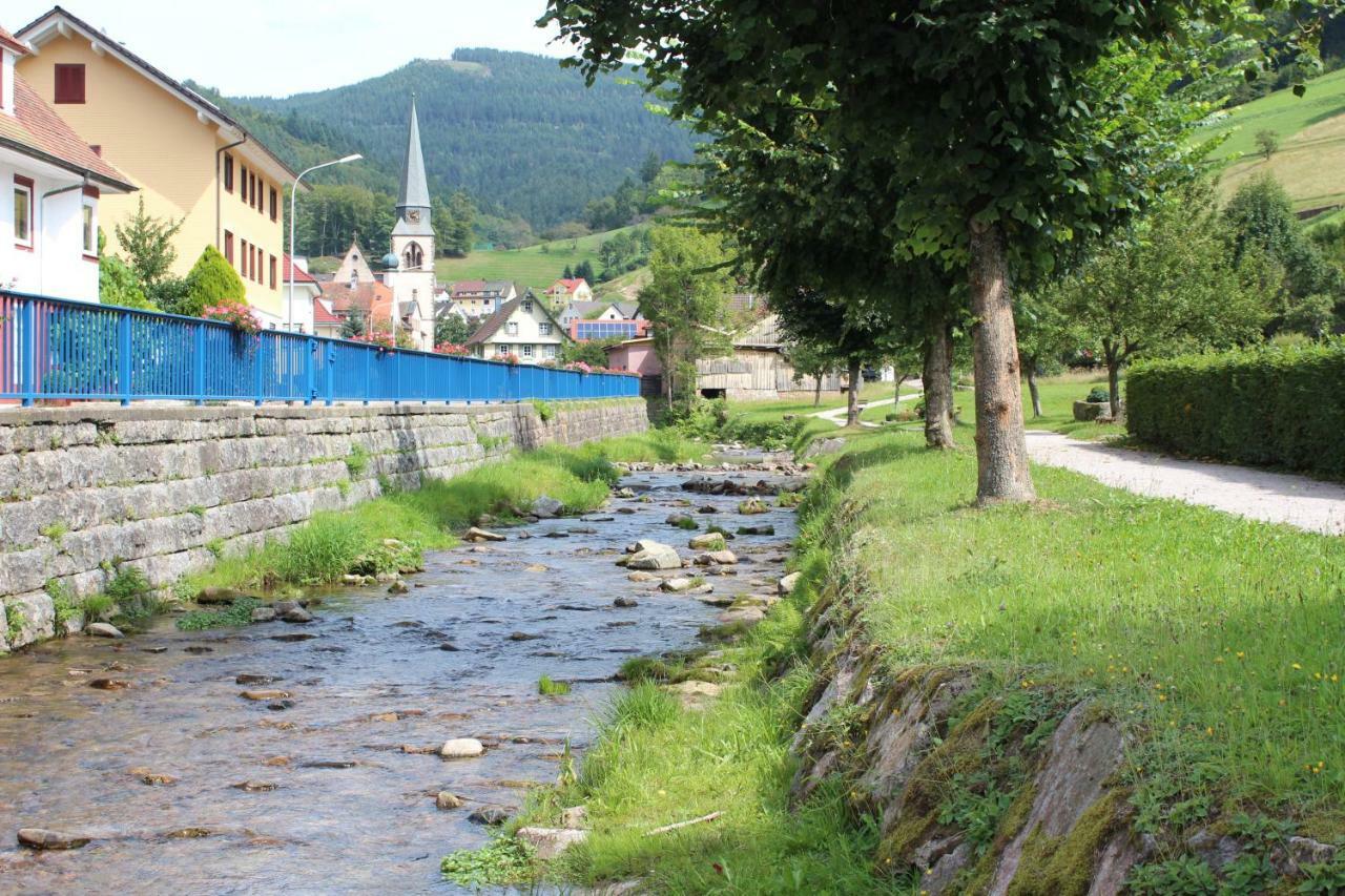 Apartamento Haus Laetsch Bad Peterstal-Griesbach Exterior foto